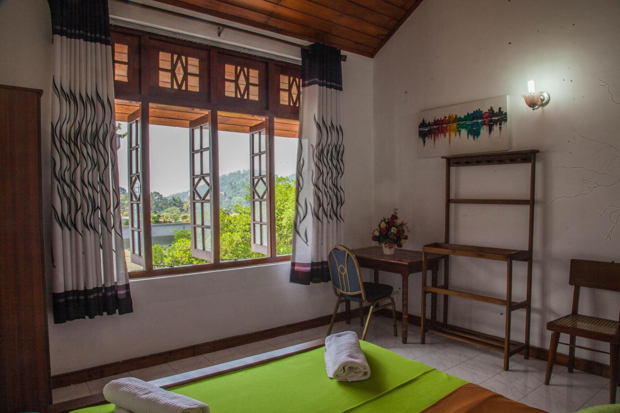 Antique Tourist Lodge キャンディー エクステリア 写真